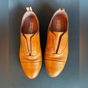 Pikolinos Laceless Loafers, Size 37